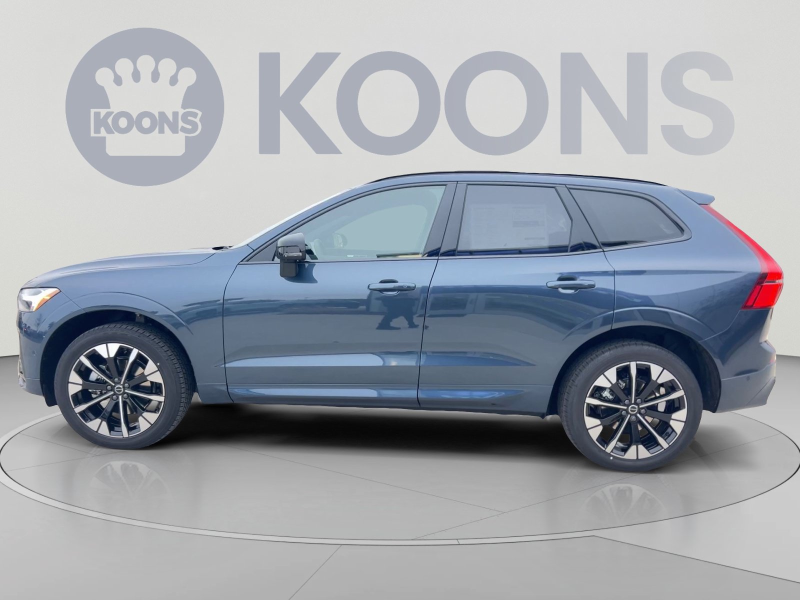 New 2026 Volvo XC60 B5 Plus w/ Protection Package Premier AWD/4WD image 7