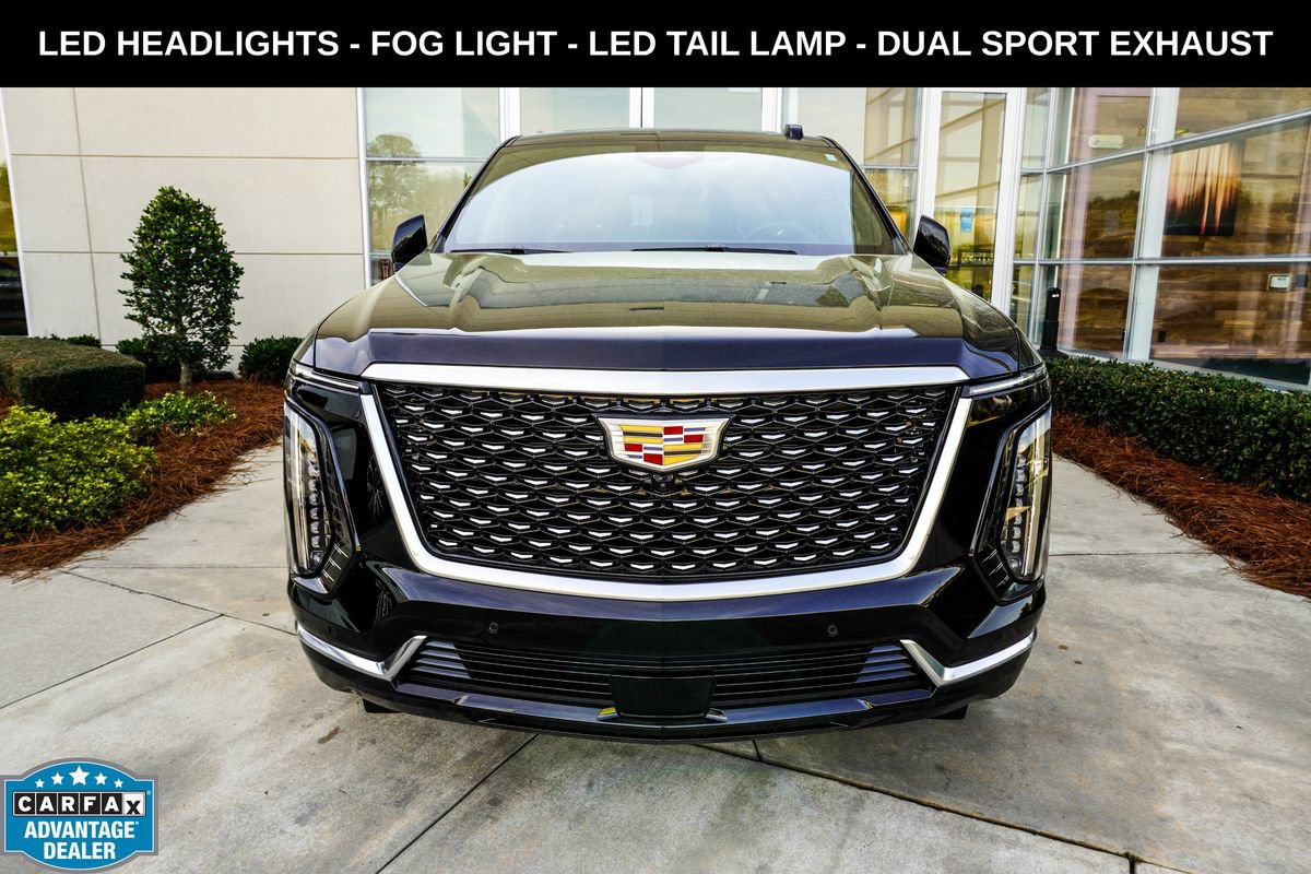 Used 2026 Cadillac Escalade Luxury w/ Touring Package AWD/4WD image 6