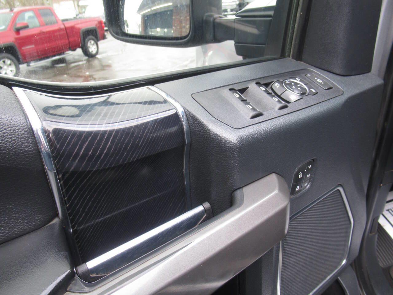 Used 2022 Ford F350 Platinum image 23