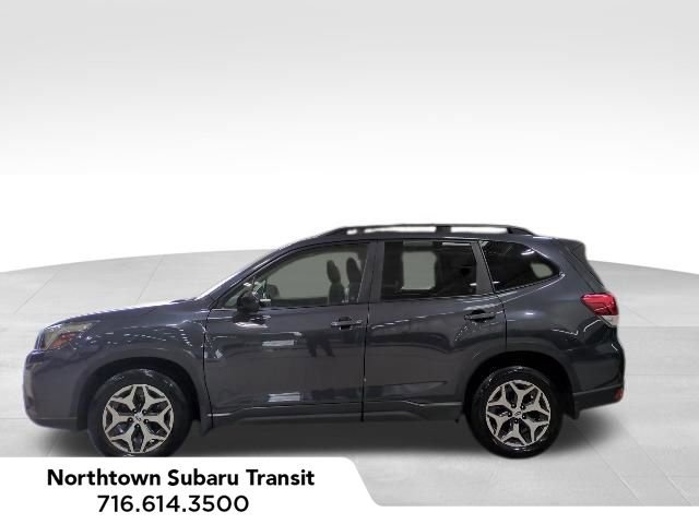 Used 2019 Subaru Forester Premium w/ All-Weather Package image 2