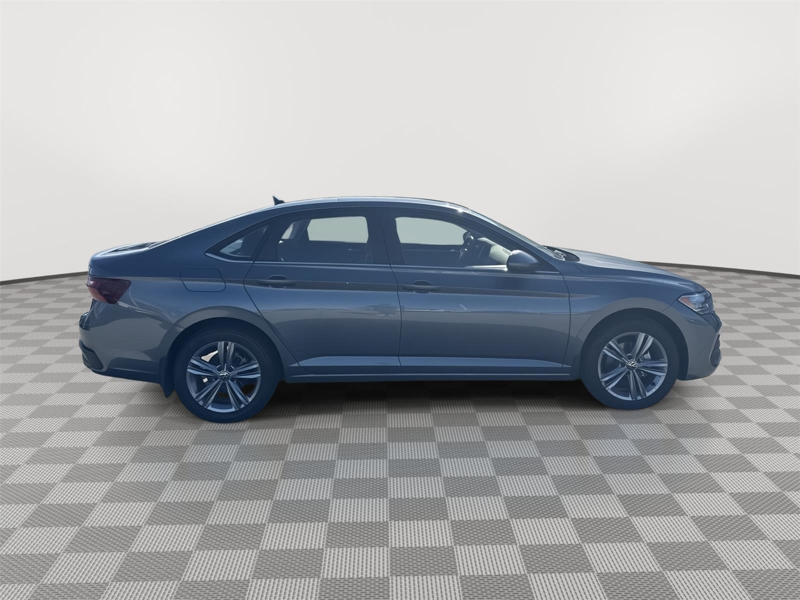 Used 2024 Volkswagen Jetta SE w/ Panoramic Sunroof Package image 12