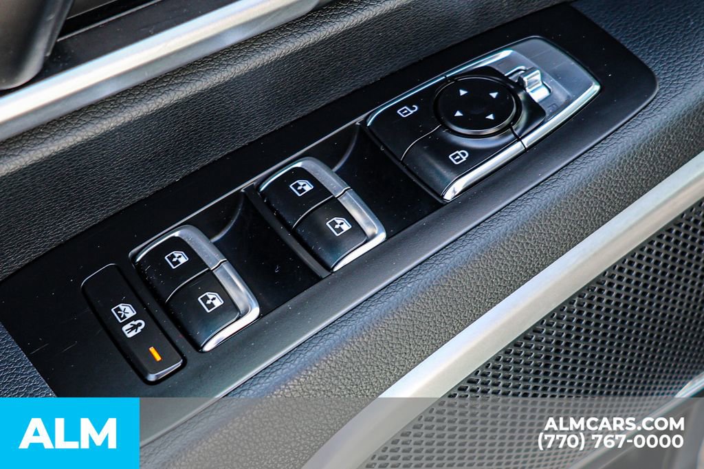 Used 2025 Kia Telluride S AWD/4WD image 53