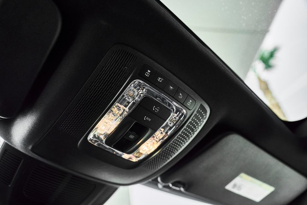 Used 2025 Mercedes-Benz GLE 350 4MATIC image 36