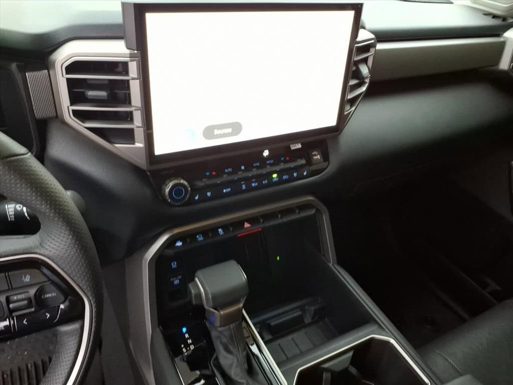 Used 2024 Toyota Tundra Limited image 34