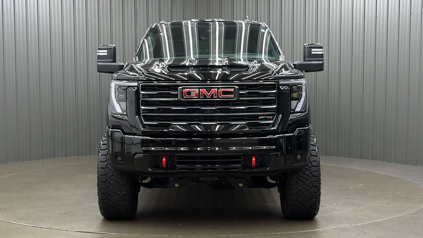 Used 2025 GMC Sierra 2500 AT4 w/ AT4 Premium Plus Package AWD/4WD image 8