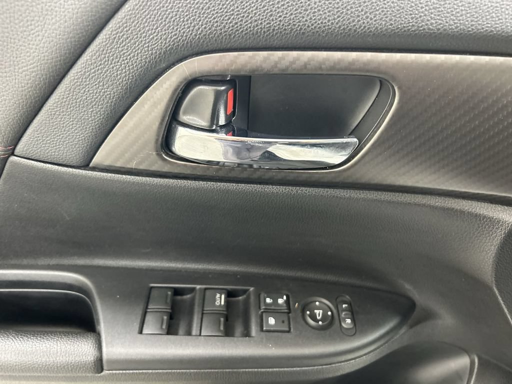 Used 2017 Honda Accord Sport Special Edition image 11