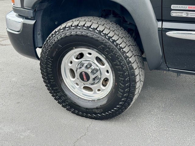 Used 2004 GMC Sierra 2500 SLT w/ Heavy-Duty Power Package AWD/4WD image 8