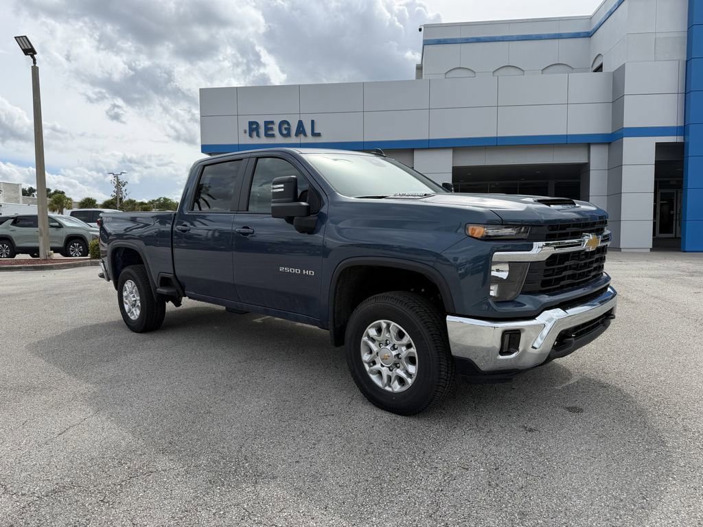 New 2026 Chevrolet Silverado 2500 LT AWD/4WD image 2