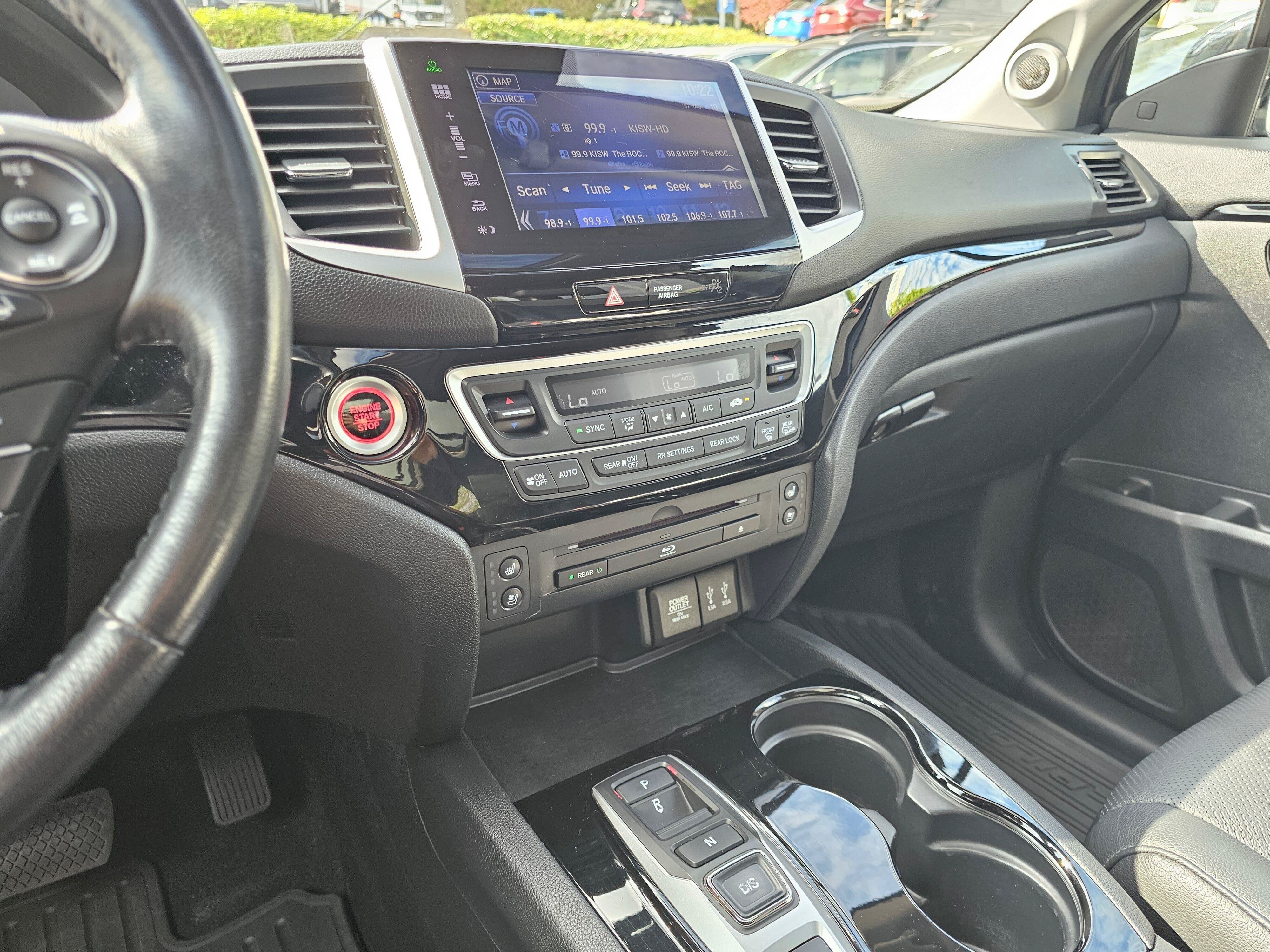 Used 2016 Honda Pilot Elite image 31