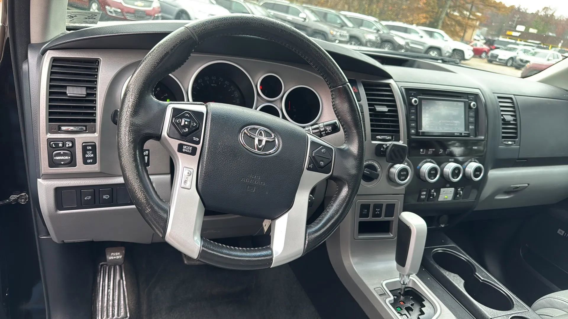Used 2014 Toyota Sequoia Limited image 9