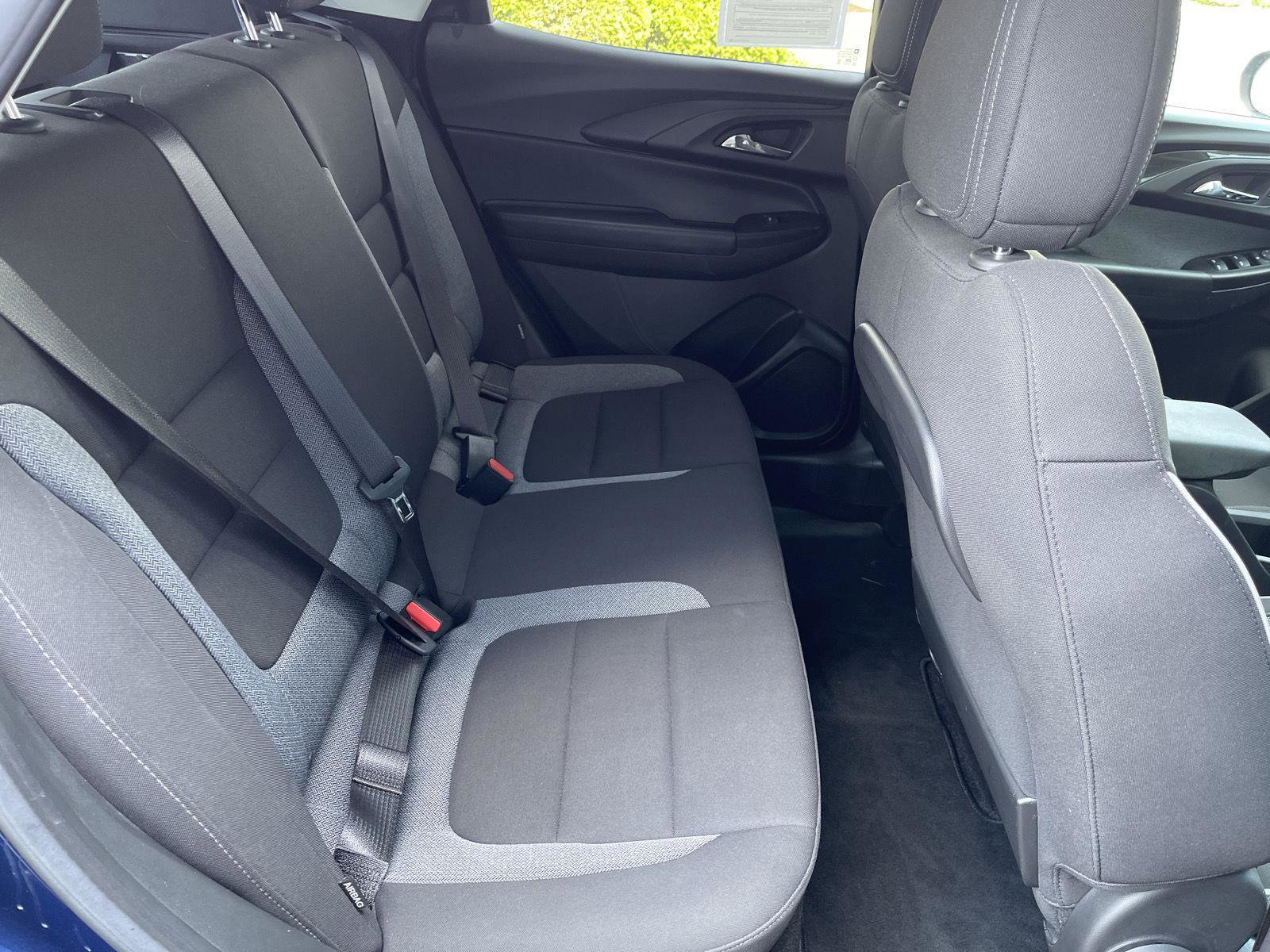 Used 2023 Chevrolet TrailBlazer LT w/ Convenience Package FWD image 34