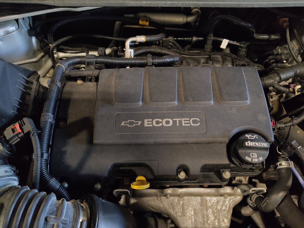 Used 2016 Chevrolet Sonic LTZ FWD image 30