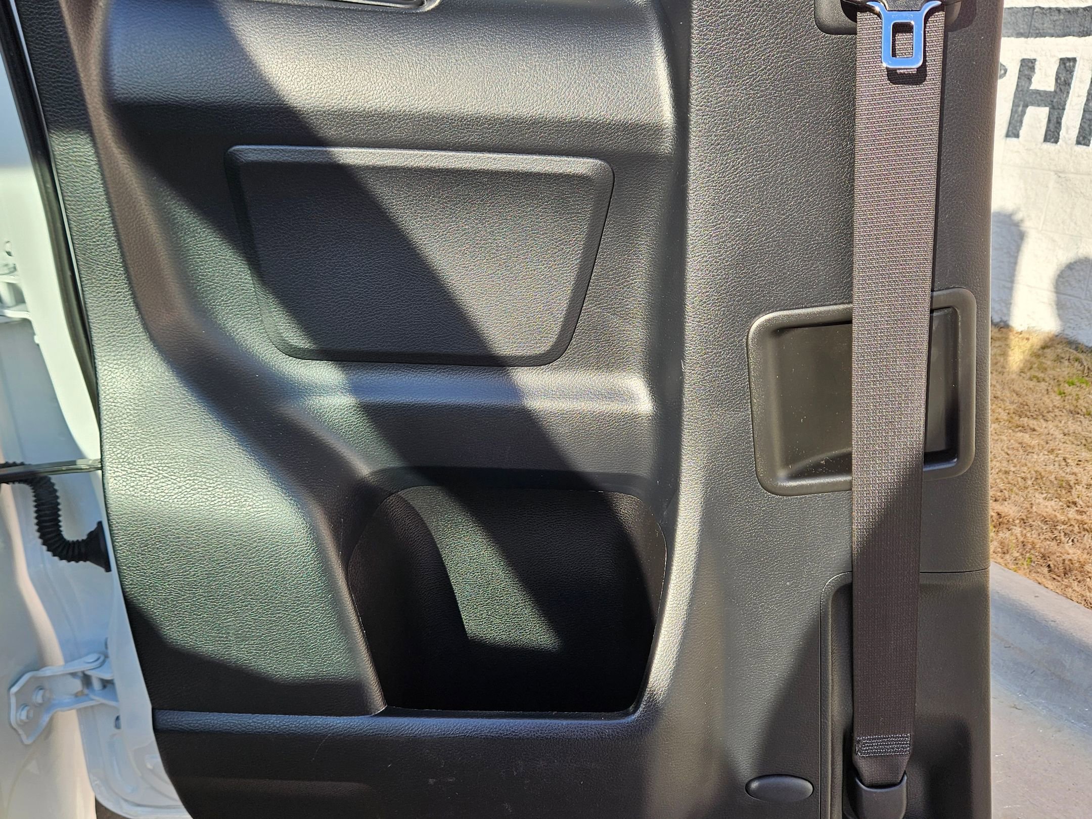 Used 2022 Toyota Tacoma SR image 25