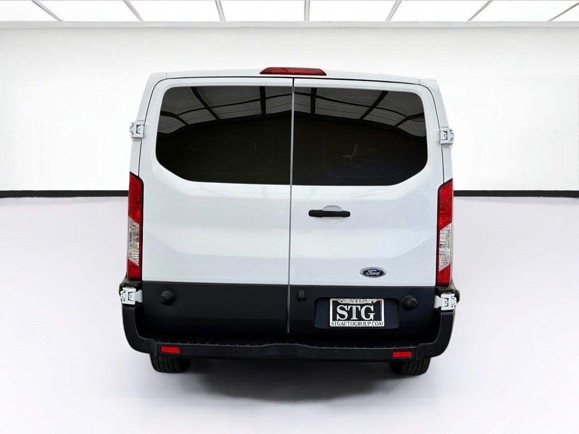 Used 2016 Ford Transit 350 XLT RWD image 5