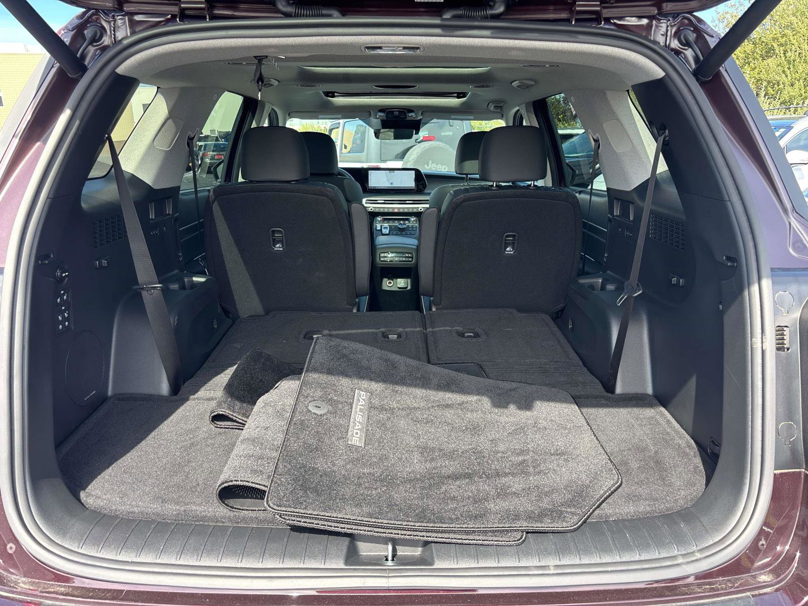 Used 2024 Hyundai Palisade Limited image 15