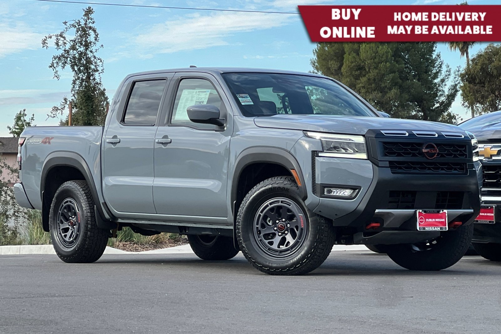 New 2025 Nissan Frontier PRO-4X w/ Interior Protection Package