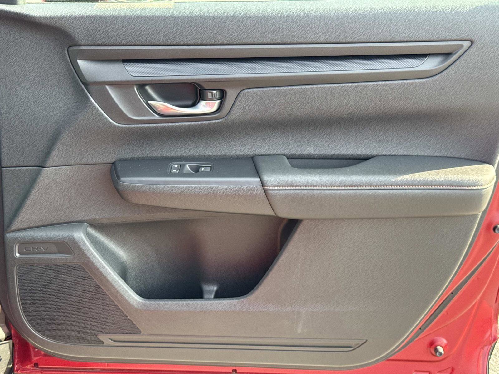 Used 2024 Honda CR-V Sport image 18