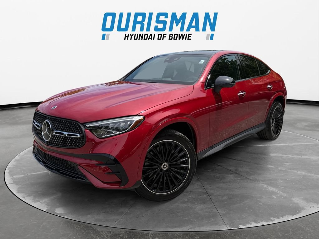 Used 2024 Mercedes-Benz GLC 300 4MATIC image 2