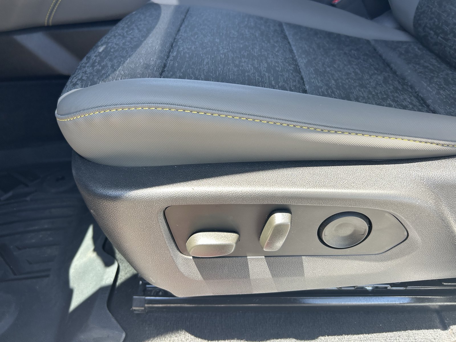 Certified 2024 Chevrolet Colorado ZR2 AWD/4WD image 13