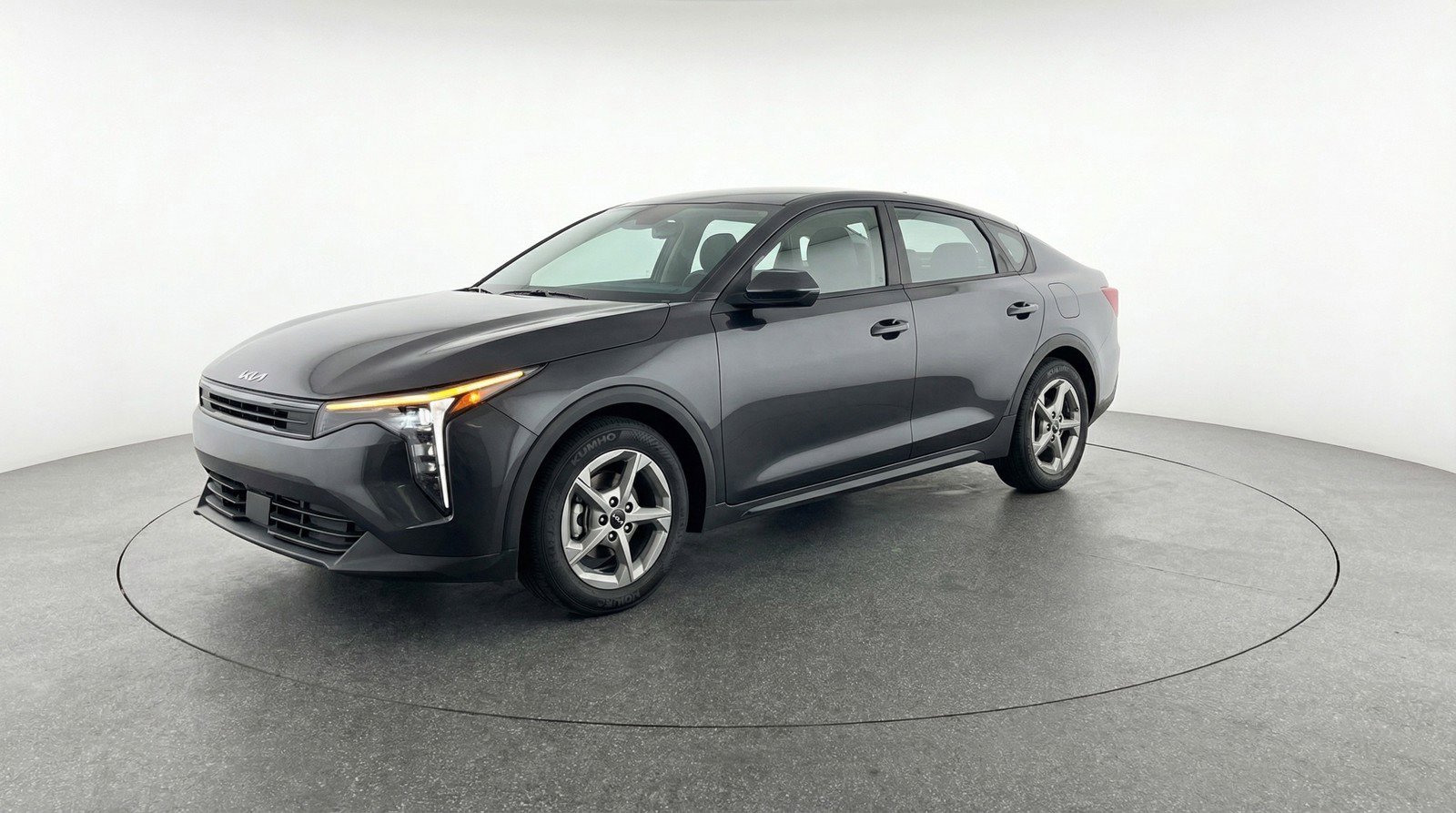 Used 2025 Kia K4 LXS image 3