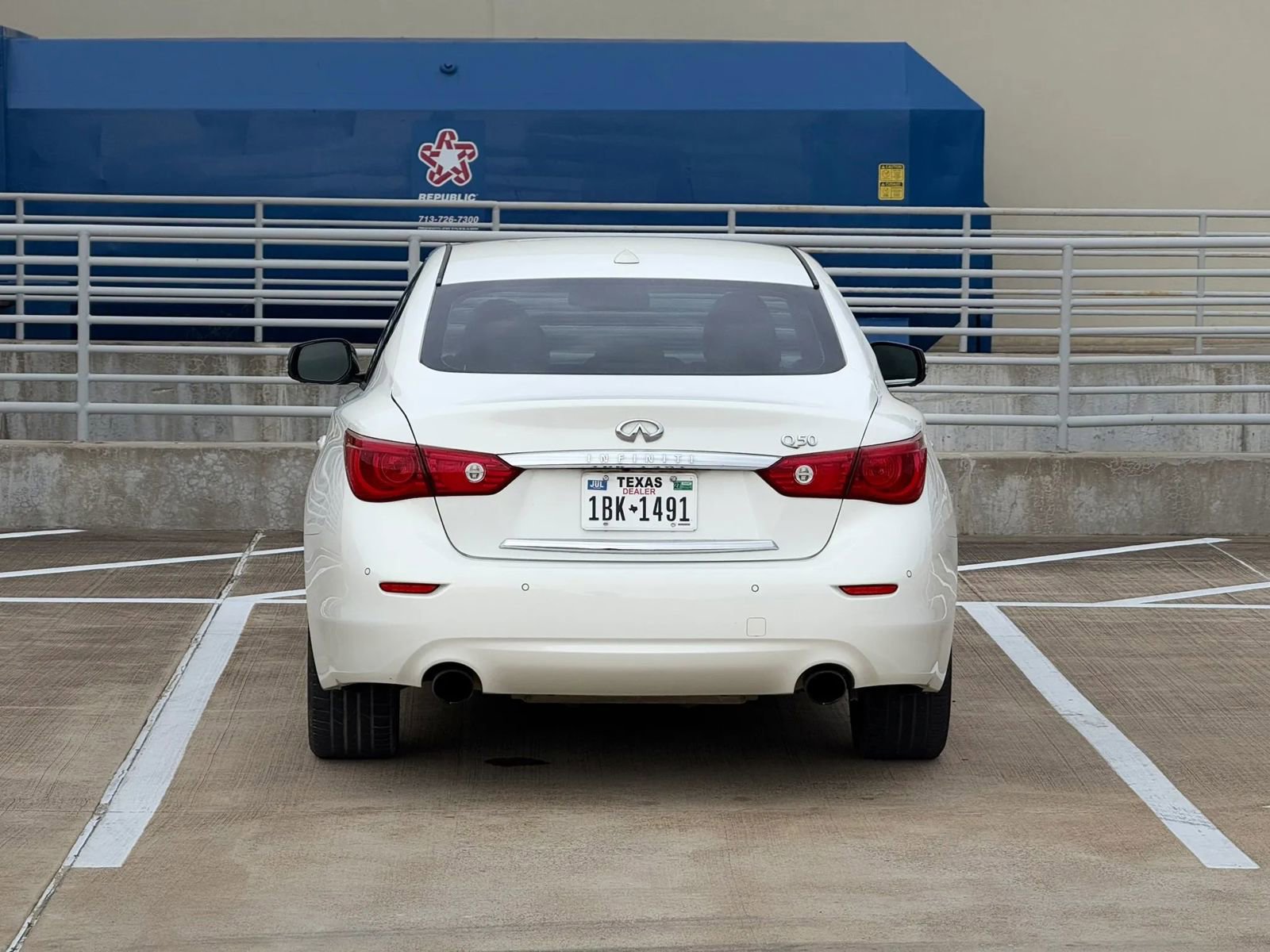 Used 2015 INFINITI Q50 Premium w/ Technology Package RWD image 6