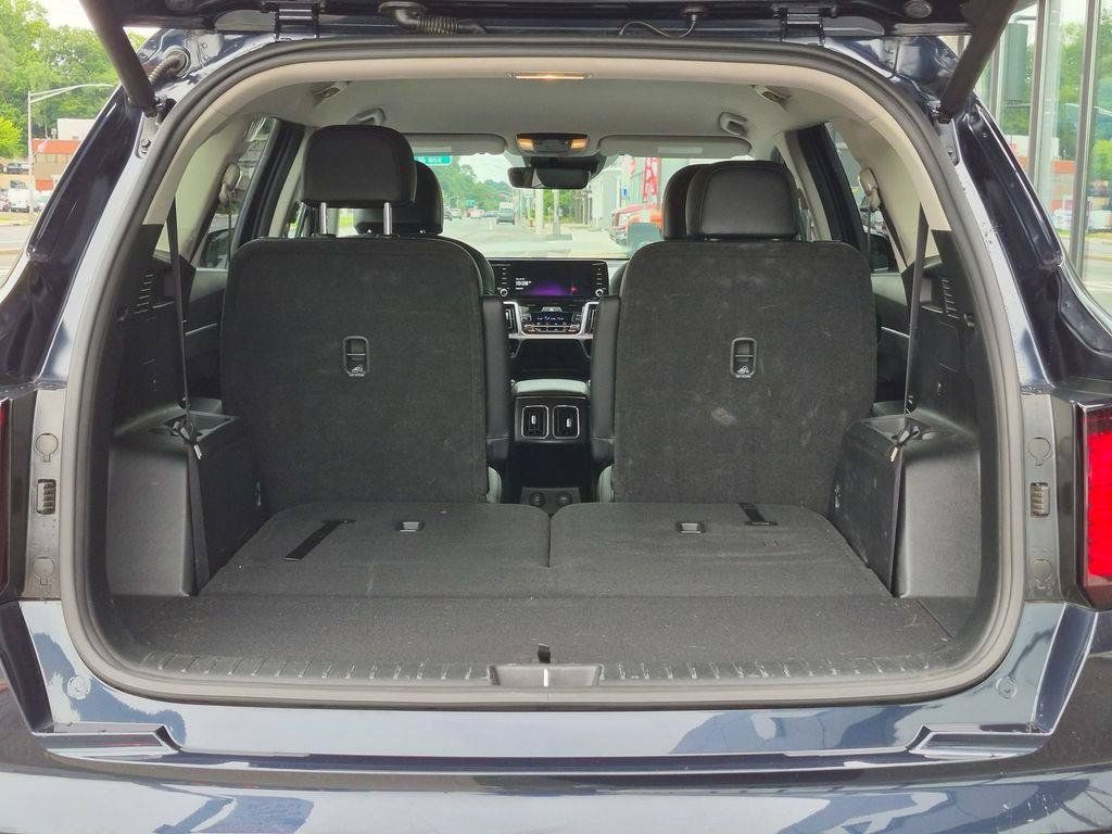 Certified 2023 Kia Sorento EX AWD/4WD image 8