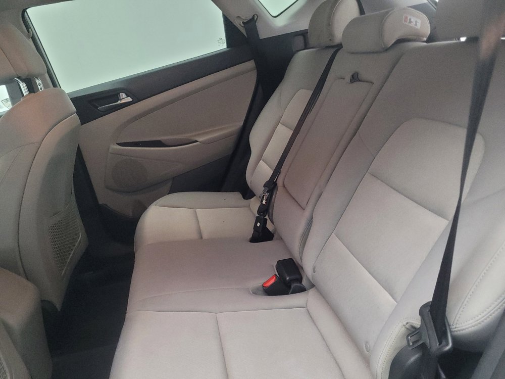 Used 2017 Hyundai Tucson SE w/ SE Popular Package 02 AWD/4WD image 18