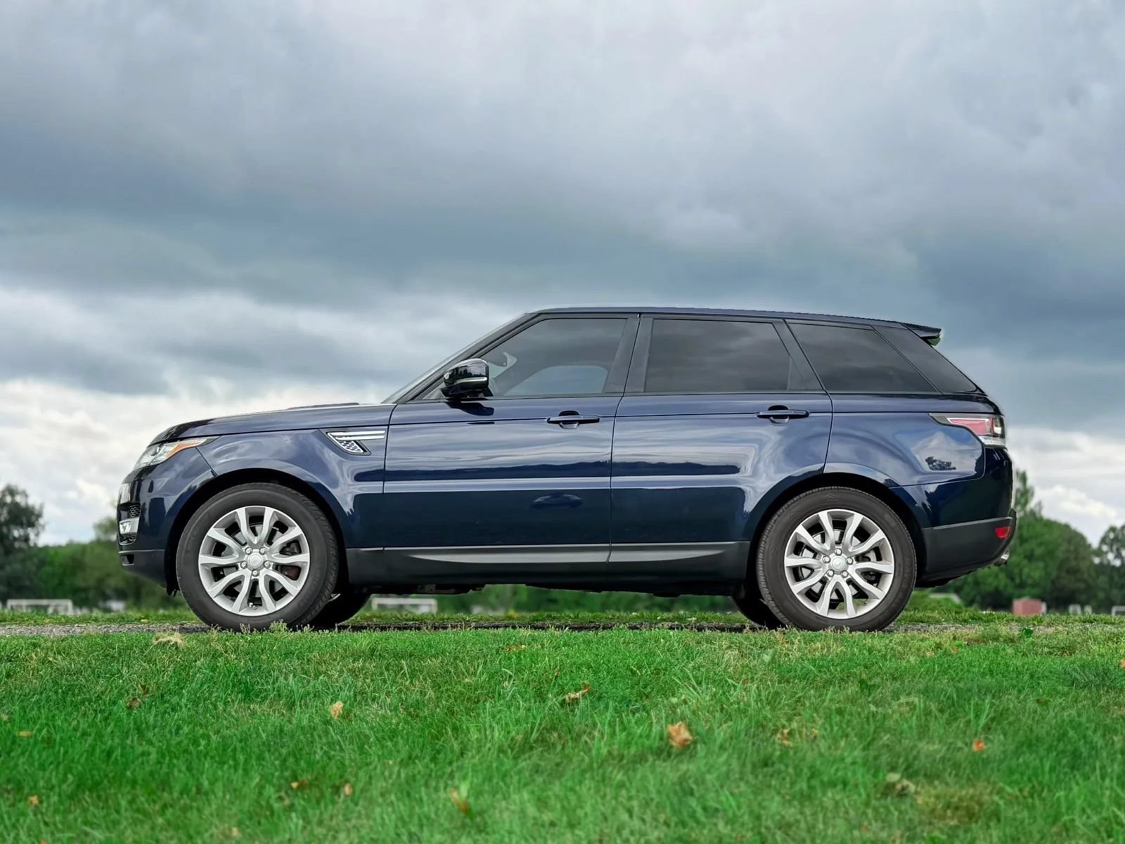 Used 2016 Land Rover Range Rover Sport HSE AWD/4WD image 22
