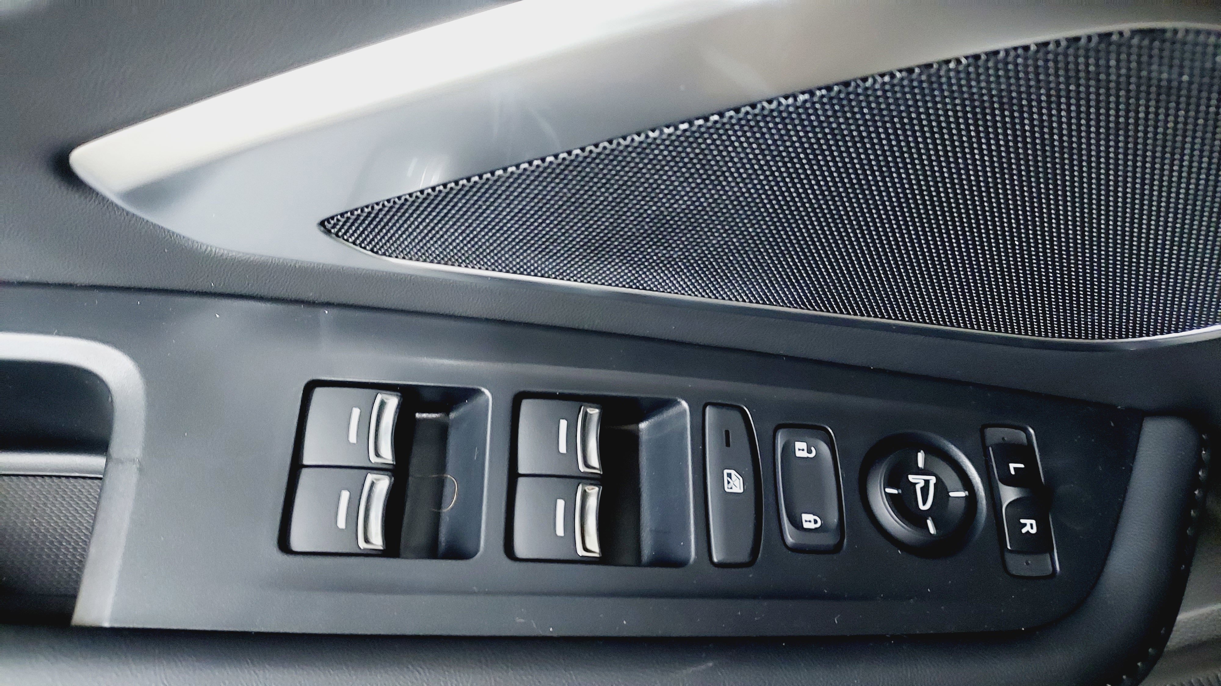 New 2026 Acura RDX SH-AWD image 16