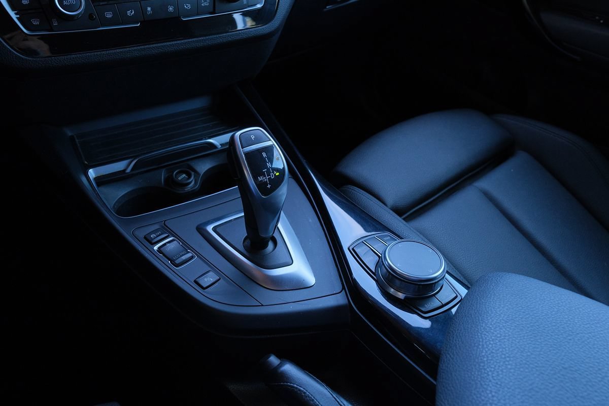 Used 2019 BMW 230i Coupe w/ Premium Package RWD image 27