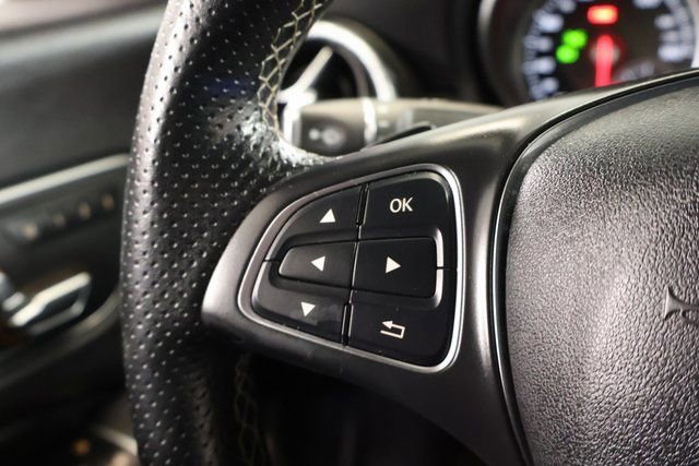 Used 2018 Mercedes-Benz CLA 250 image 16