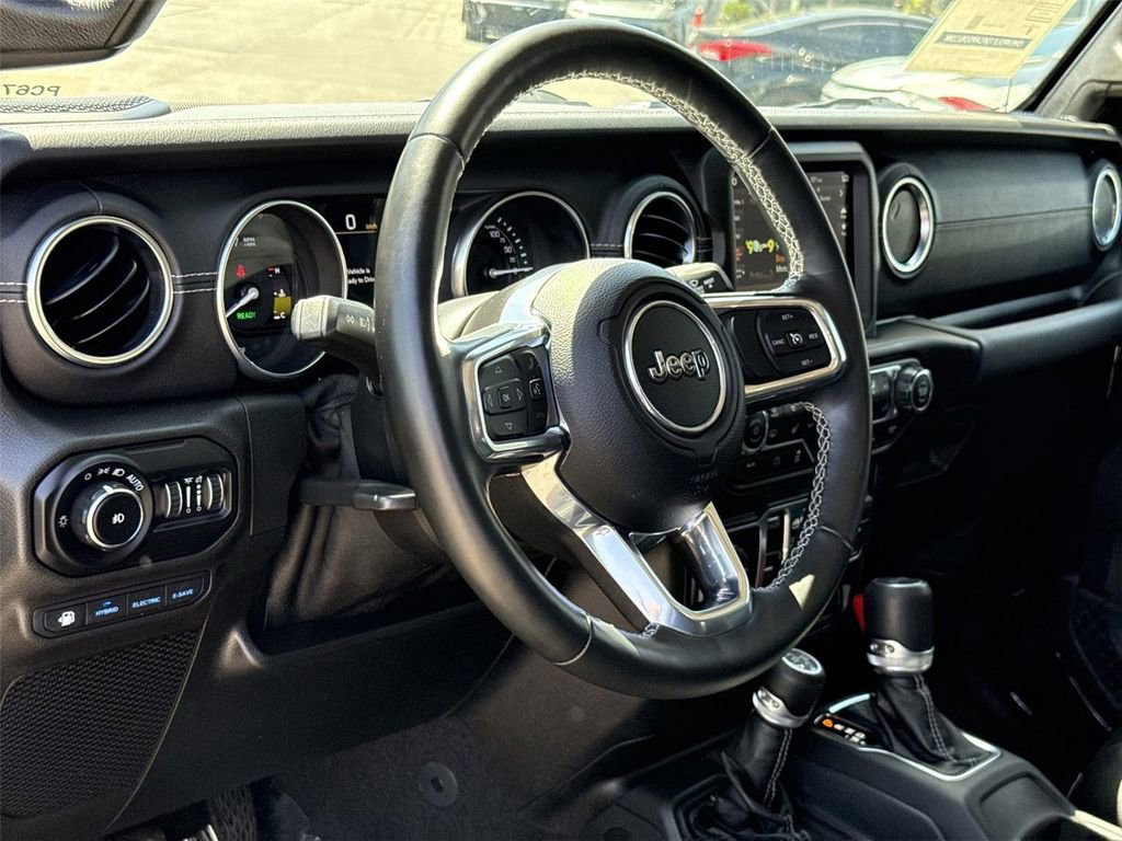 Used 2021 Jeep Wrangler Unlimited Sahara w/ Cold Weather Group image 9