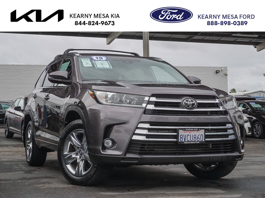 Used 2019 Toyota Highlander Limited AWD/4WD image 1