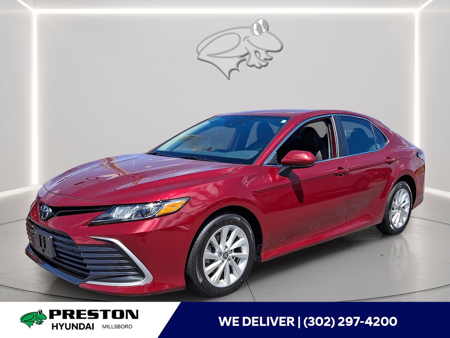 Used 2021 Toyota Camry LE w/ Carpet Mat Package (TMS)