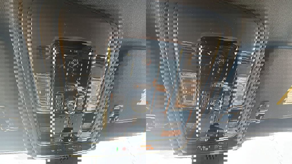 New 2026 Chevrolet Suburban High Country image 31