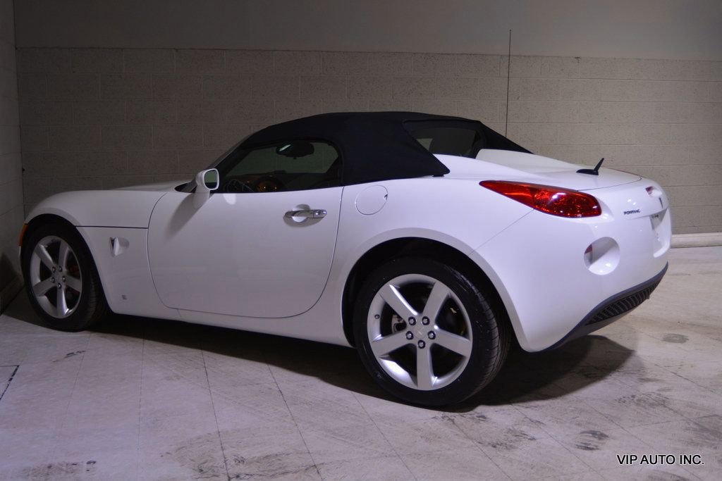 Used 2008 Pontiac Solstice Convertible w/ Premium Package image 27
