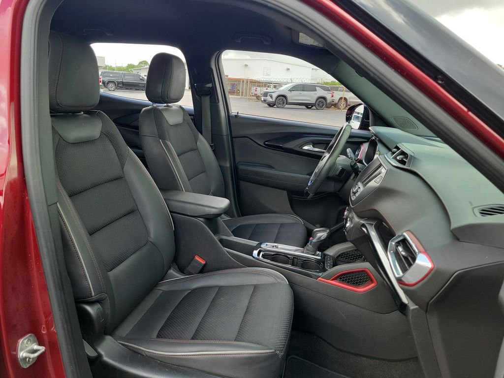 Used 2022 Chevrolet TrailBlazer RS FWD image 26