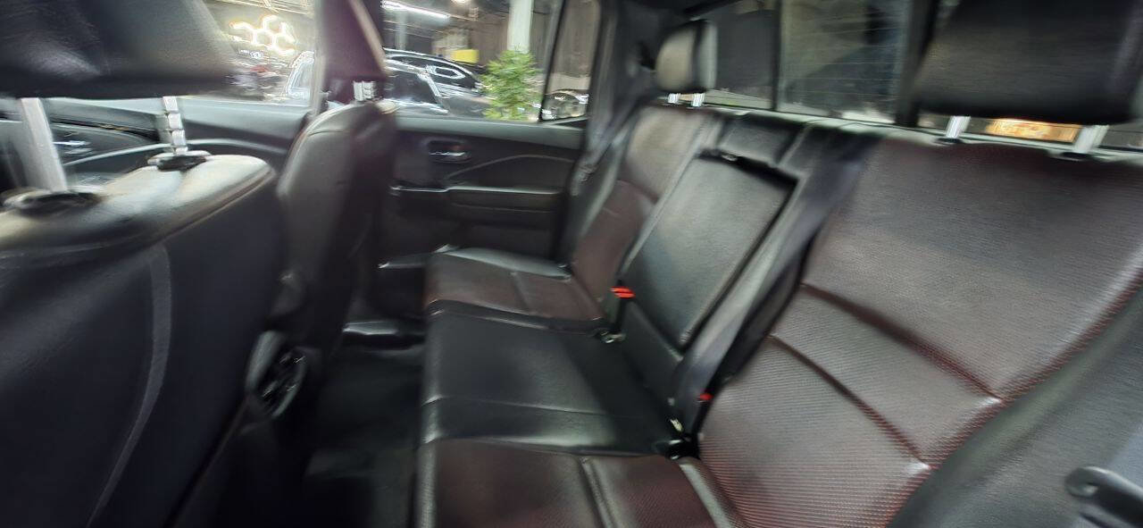 Used 2017 Honda Ridgeline Black Edition image 33