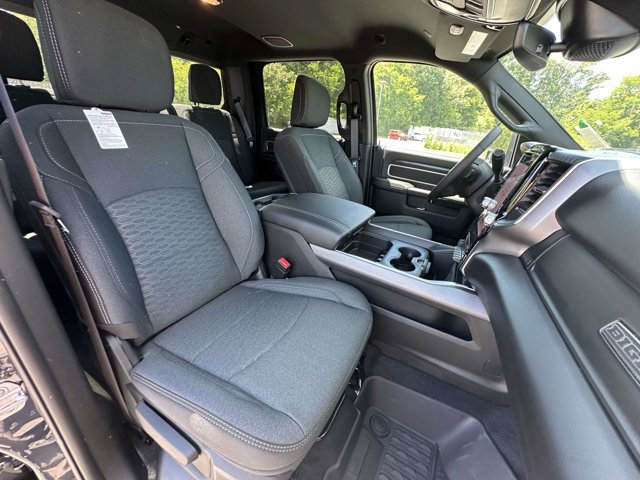 New 2026 RAM 3500 Big Horn AWD/4WD image 22