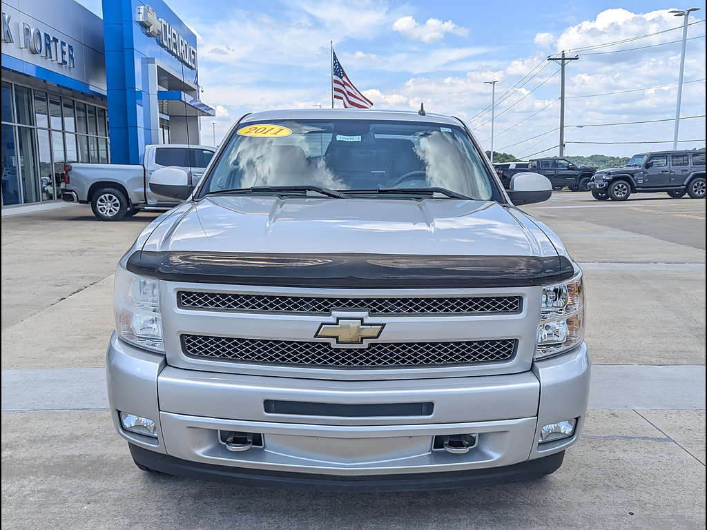 Used 2011 Chevrolet Silverado 1500 LTZ w/ LTZ Plus Package AWD/4WD image 11