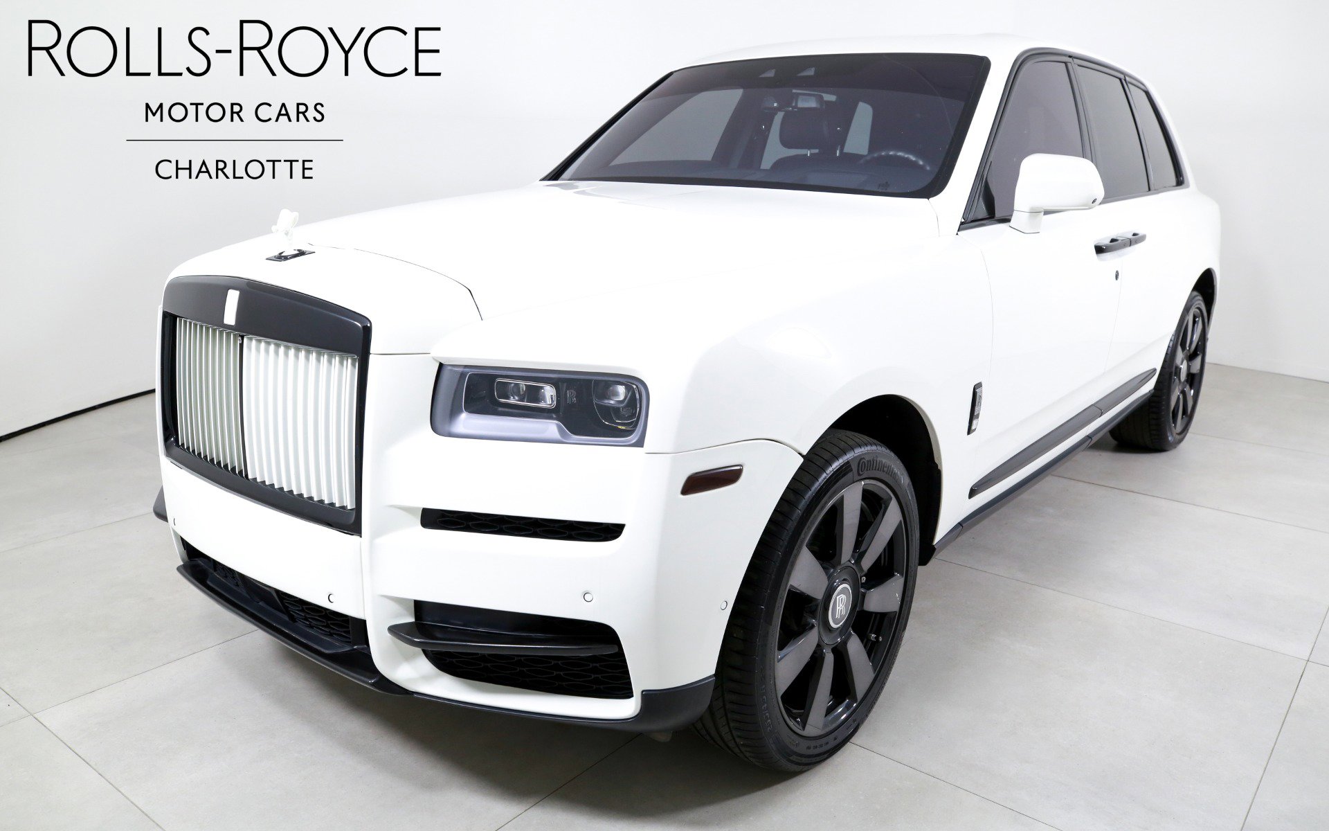 Used 2019 Rolls-Royce Cullinan image 1