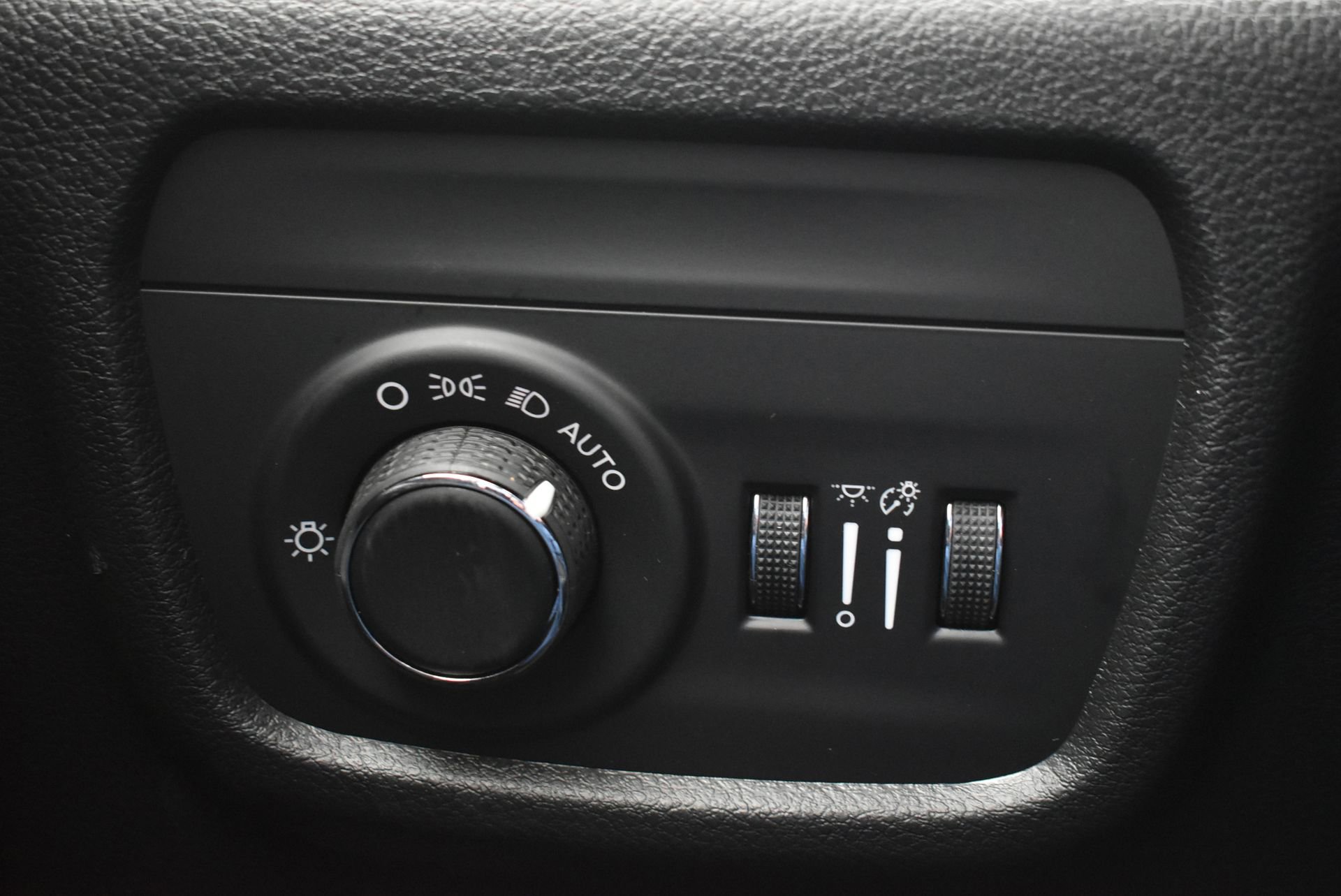 New 2026 Jeep Grand Cherokee Altitude image 20