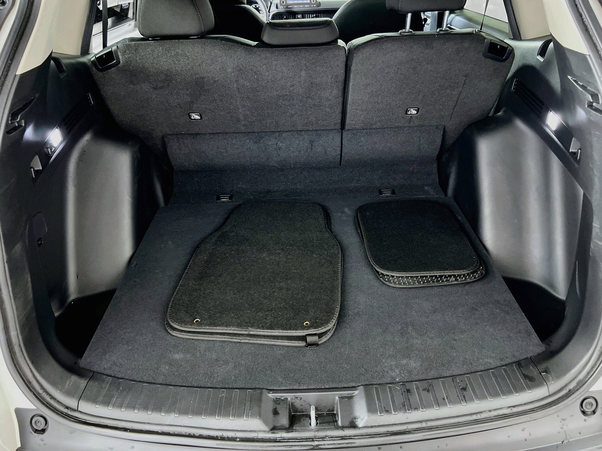 Used 2023 Honda CR-V EX image 25