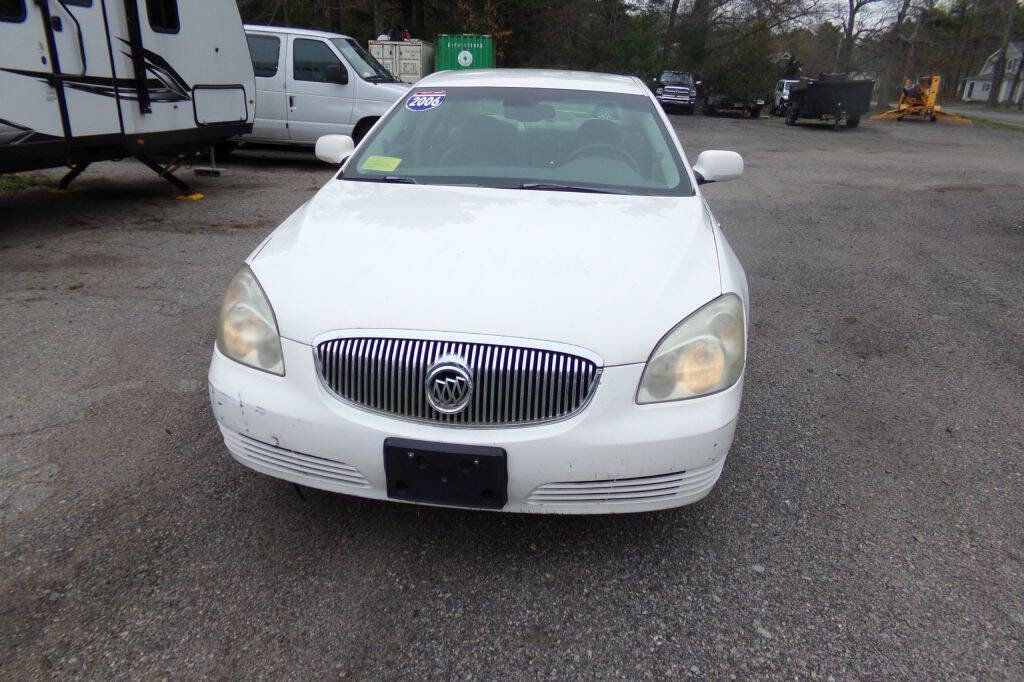 Used 2006 Buick Lucerne CX w/ Entertainment Package FWD image 2