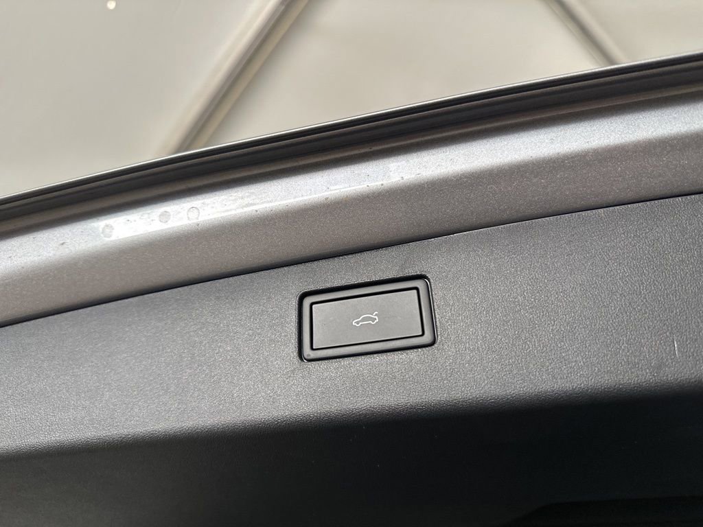 New 2026 Volkswagen Tiguan SE AWD/4WD image 13