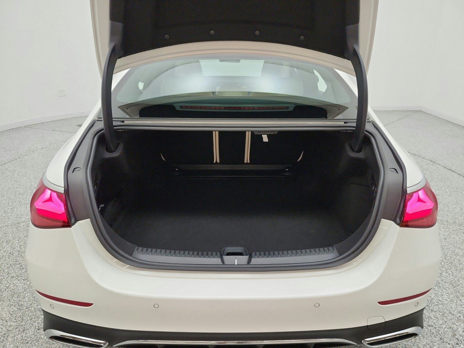 Certified 2026 Mercedes-Benz E 350 Sedan image 18