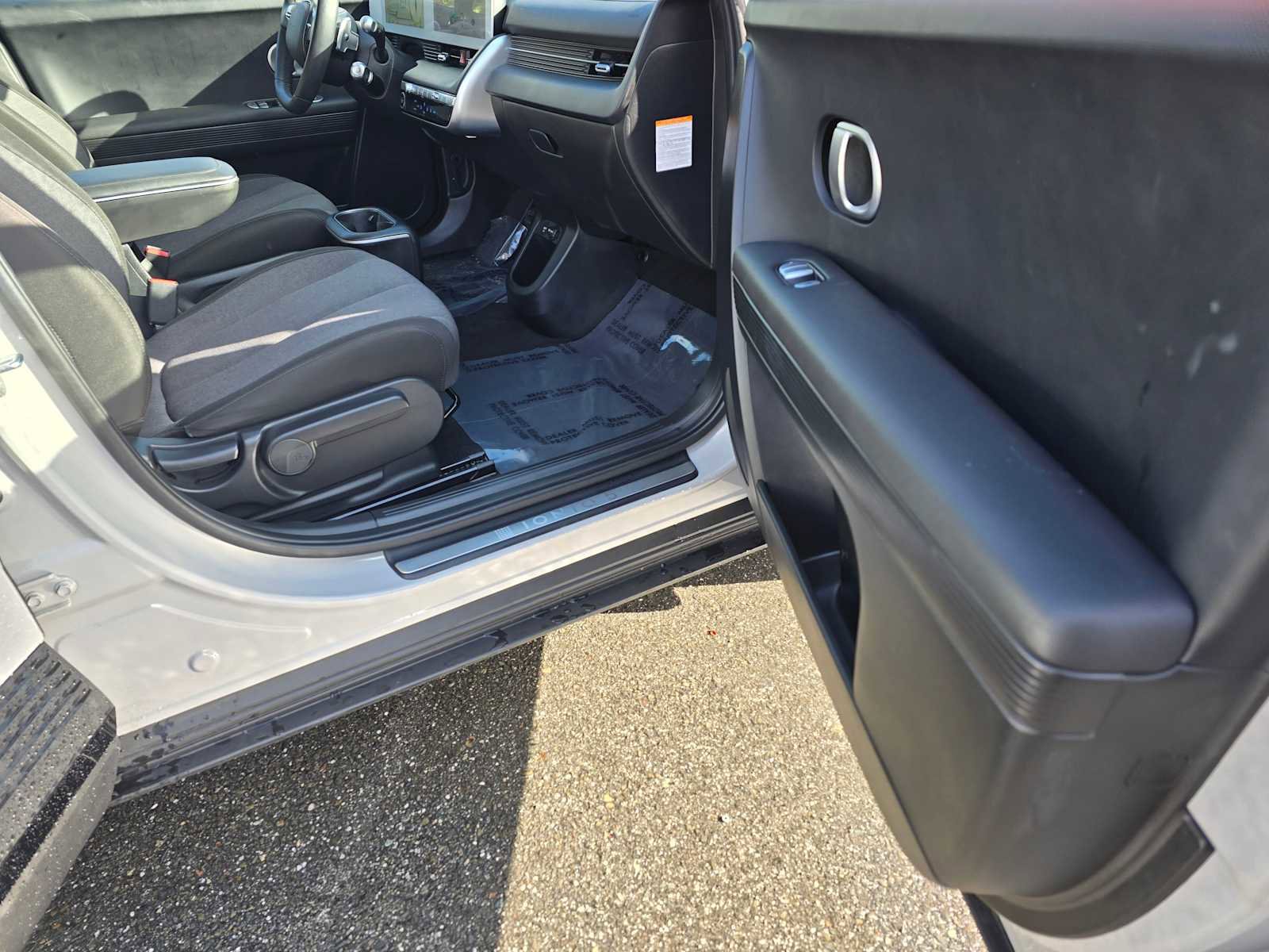 Used 2024 Hyundai Ioniq 5 SEL image 10