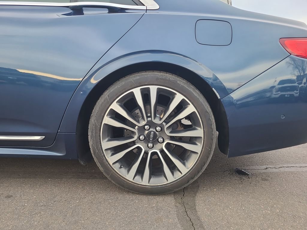 Used 2017 Lincoln Continental Reserve w/ Luxury Package image 15