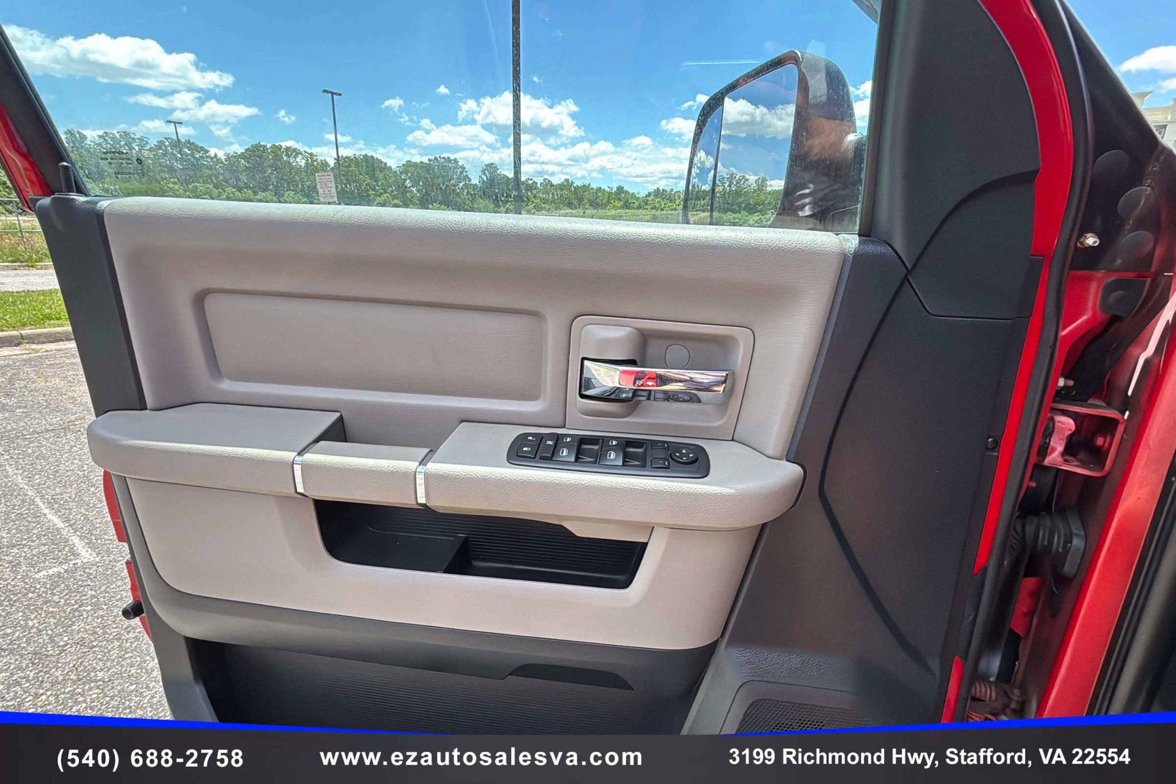 Used 2010 Dodge Ram 1500 Truck SLT w/ Luxury Group image 21