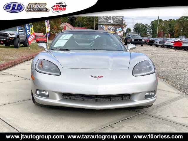 Used 2007 Chevrolet Corvette Convertible w/ Preferred Equipment Group RWD image 2